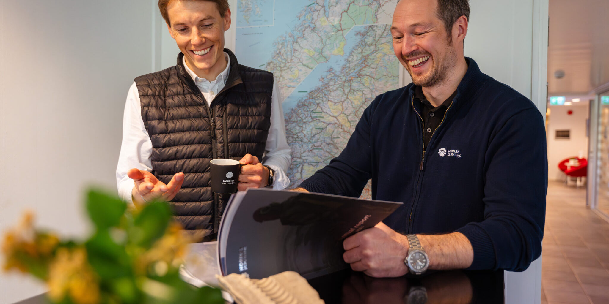 Ole Kanstad og Patrik Bones Olsen i Bjerkvik Ole Kanstad og Patrik Bones Olsen på jobb i Bjerkvik. Her søker vi nu kalkulatør.